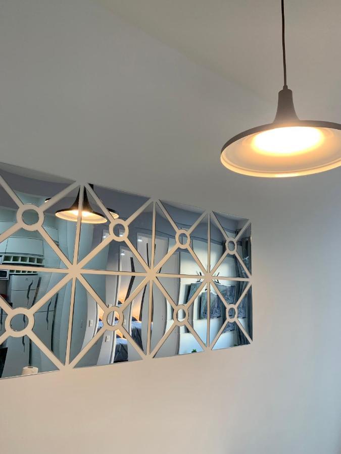 707- Apartamento Encantador, Amplo E Decorado, Quarto, Sala, Cozinha, Mobiliario Moderno, Cozinha Completa Com Utensilios , Excelente Vista Da Cidade E Localizacao Privelegiada No Bairro Bigorrilho Curitiba Exteriör bild