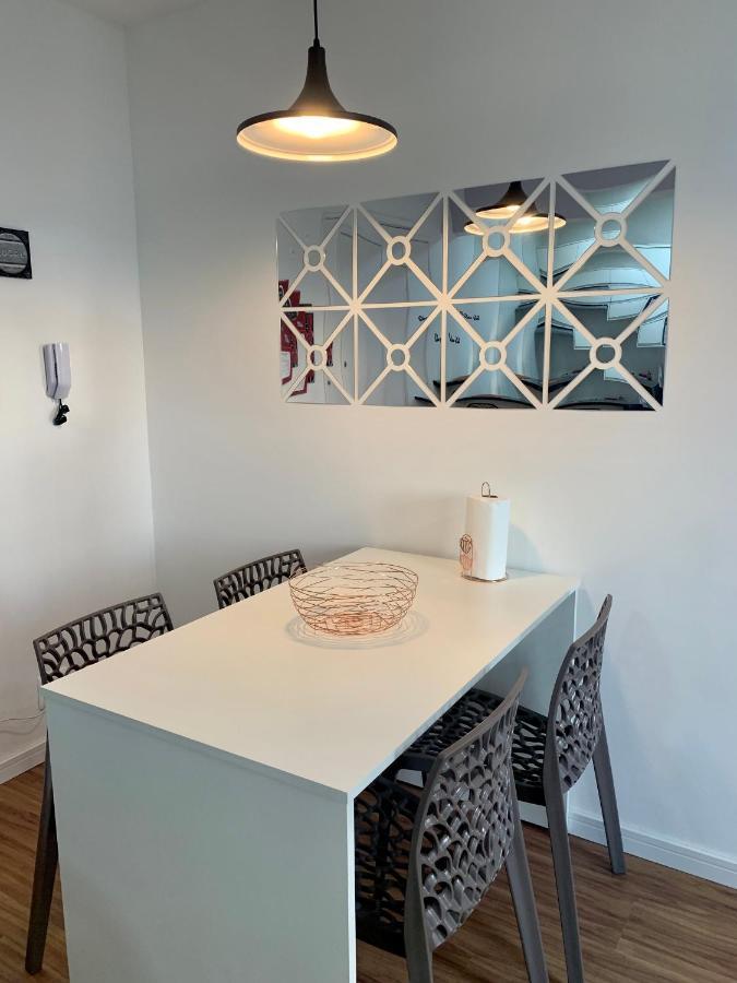 707- Apartamento Encantador, Amplo E Decorado, Quarto, Sala, Cozinha, Mobiliario Moderno, Cozinha Completa Com Utensilios , Excelente Vista Da Cidade E Localizacao Privelegiada No Bairro Bigorrilho Curitiba Exteriör bild